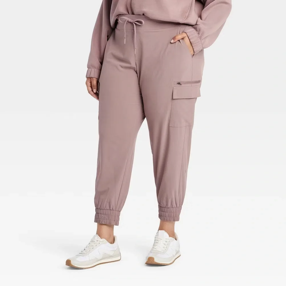NWT ALL IN MOTION Women's Active Light Mid-Rise Cargo Joggers Sz S & XL ✨ - Picture 2 of 8